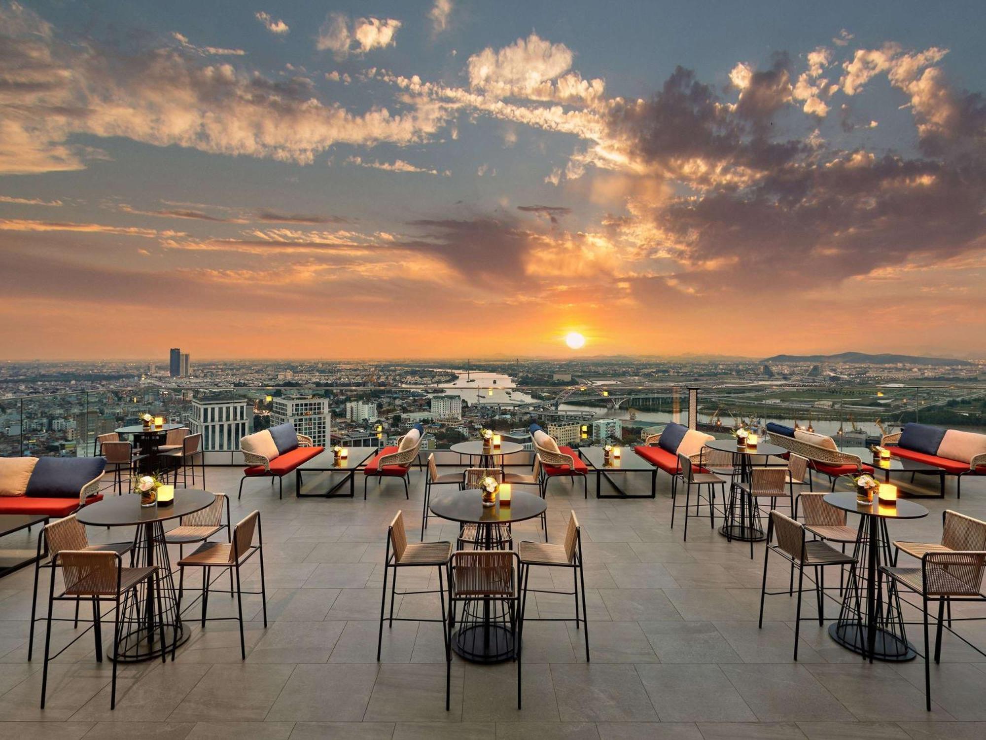 Pullman Hai Phong Grand Hotel Haiphong Exterior foto
