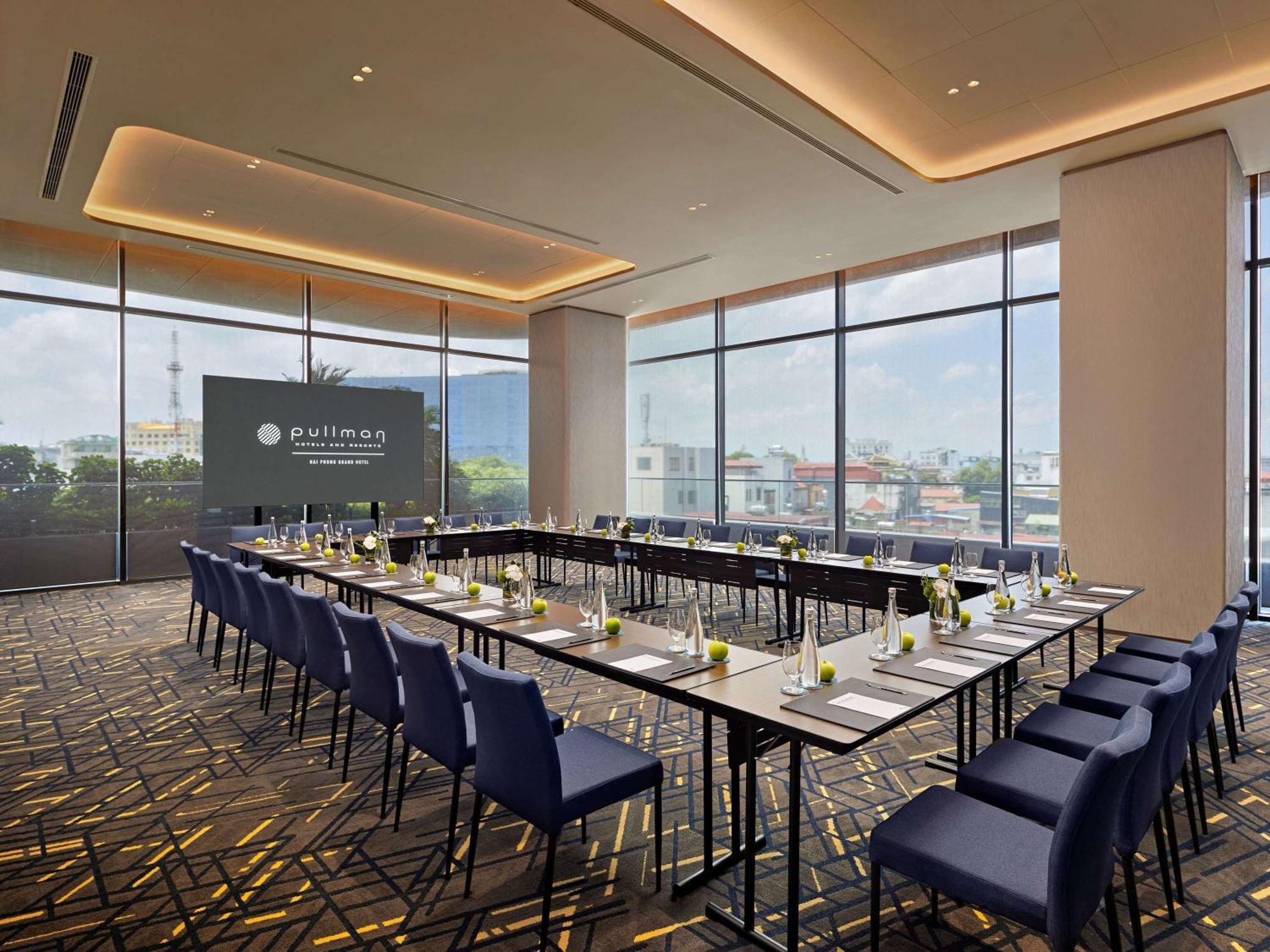 Pullman Hai Phong Grand Hotel Haiphong Exterior foto